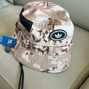 Adidas men’s Camo Bucket Hat